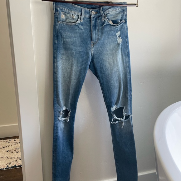 H&M Shaping Skinny Regular Jeans - Picture 1 of 6